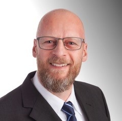 Portrait Dr. Joachim Pletsch